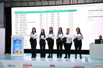 Tuzla'ya yapılacak 20 bin 920 konut için kura çekimi tamamlandı