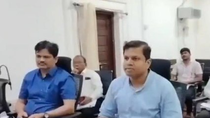 ములుగు: పరీక్షలు పకడ్బందీగా నిర్వహించాలి.. మంత్రి ఆదేశాలు..!