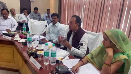 भडक़े जिला प्रमुख...बजट पंचायतराज का, उद्घाटन मंत्री भजनलाल के बेटे से कराया