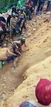 RD Congo: Des travailleurs sauvent leurs collègues piégés suite à un glissement de terrain d'une mine