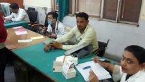 श्रीगंगानगर जिले में पचास फीसदी सरकारी चिकित्सक रहे गैर हाजिर