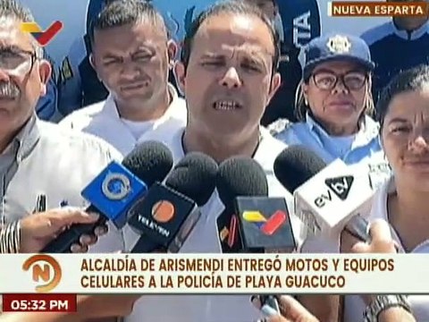 Nva. Esparta | Alcaldía de Arismendi entregó motocicletas y celulares a policías de Playa Guacuco