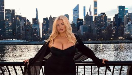 Sarina Nowak super körperbetont: Enger geht's wirklich nicht