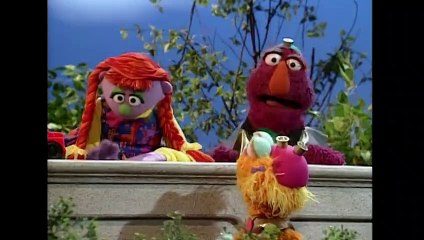 Sesame Street Episode 3525 (Shari Lewis and Lamb Chop visit Sesame Street, Sooey the pig needs confidence/Season Finale) (1996)
