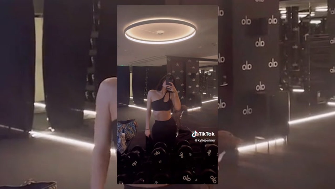 Kylie Jenner Rocks a Super Sexy Monochromatic Workout Ensemble