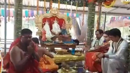 నిజామాబాద్: రాములోరి పెళ్లికి పట్టువస్త్రాలు, తలంబ్రాలు పంపిన ఎమ్మెల్సీ కవిత