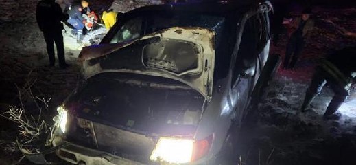 SİVAS'TA MİNİBÜS DEVRİLDİ: 1 ÖLÜ, 8 YARALI