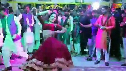 Mehak Malik's Stunning Dance Performance | New Hit Song 🎶
