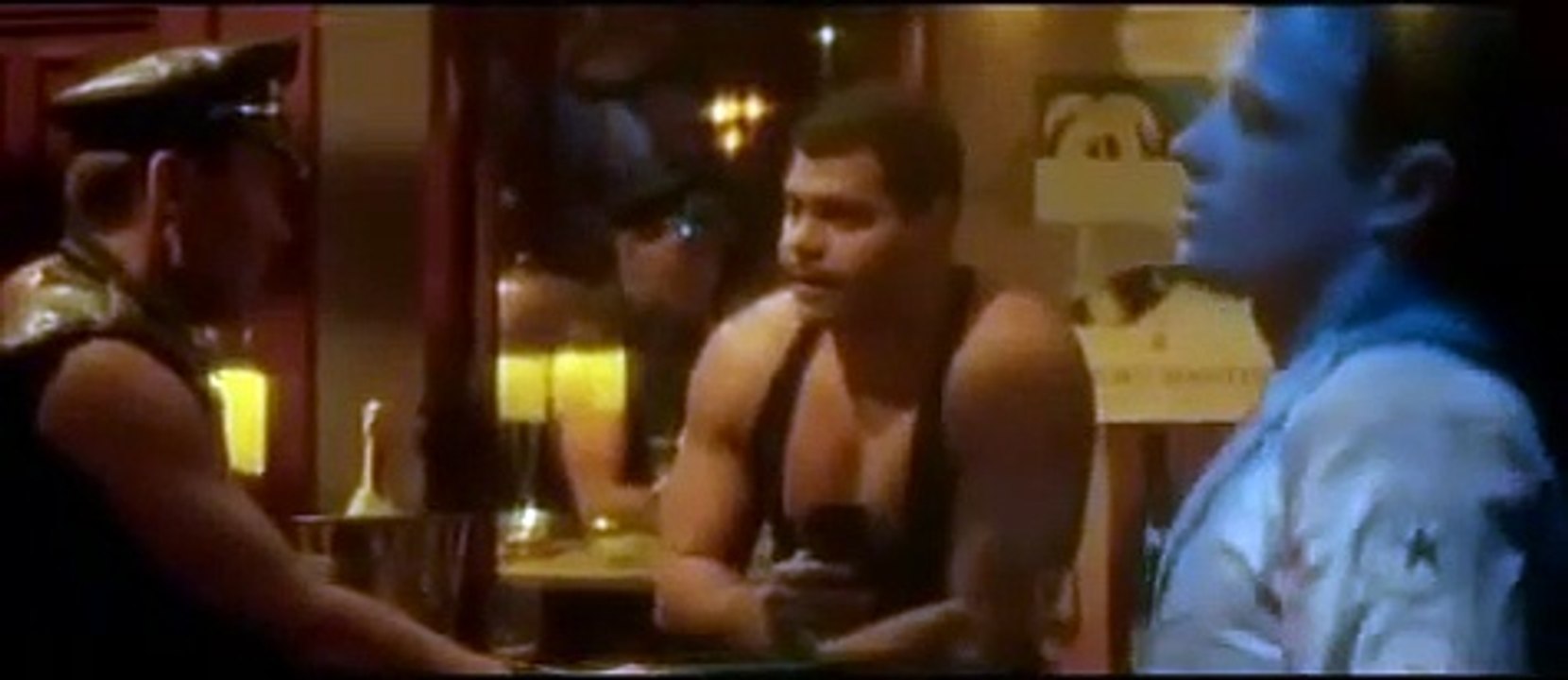 Querelle Bande-annonce (RU)