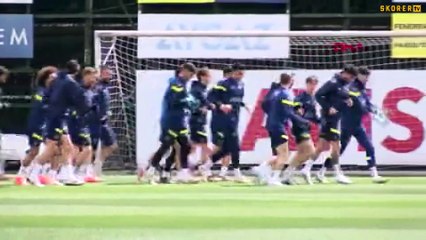 Fenerbahçe'de Valencia ve Emre Mor önce salonda, sonra sahada çalıştı