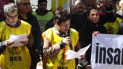 SGK ÇALIŞANLARINDAN HALAYLI İŞ BIRAKMA EYLEMİ