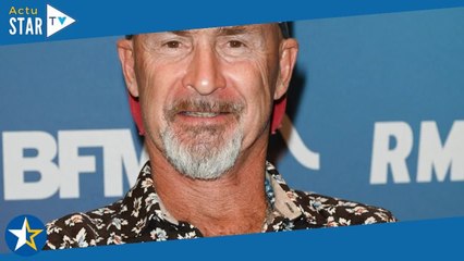 "Pas farouche" : Vincent Lagaf' raconte sa 1ère fois avec une fille plus âgée, issue d'une famille p