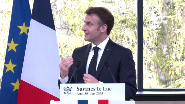 Emmanuel Macron: On aura tous des efforts à faire pour permettre à nos enfants de choisir, quel que soit le sujet