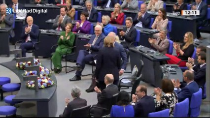 Carlos III aplaude la "valiente" ayuda de Alemania a Ucrania durante la invasión rusa