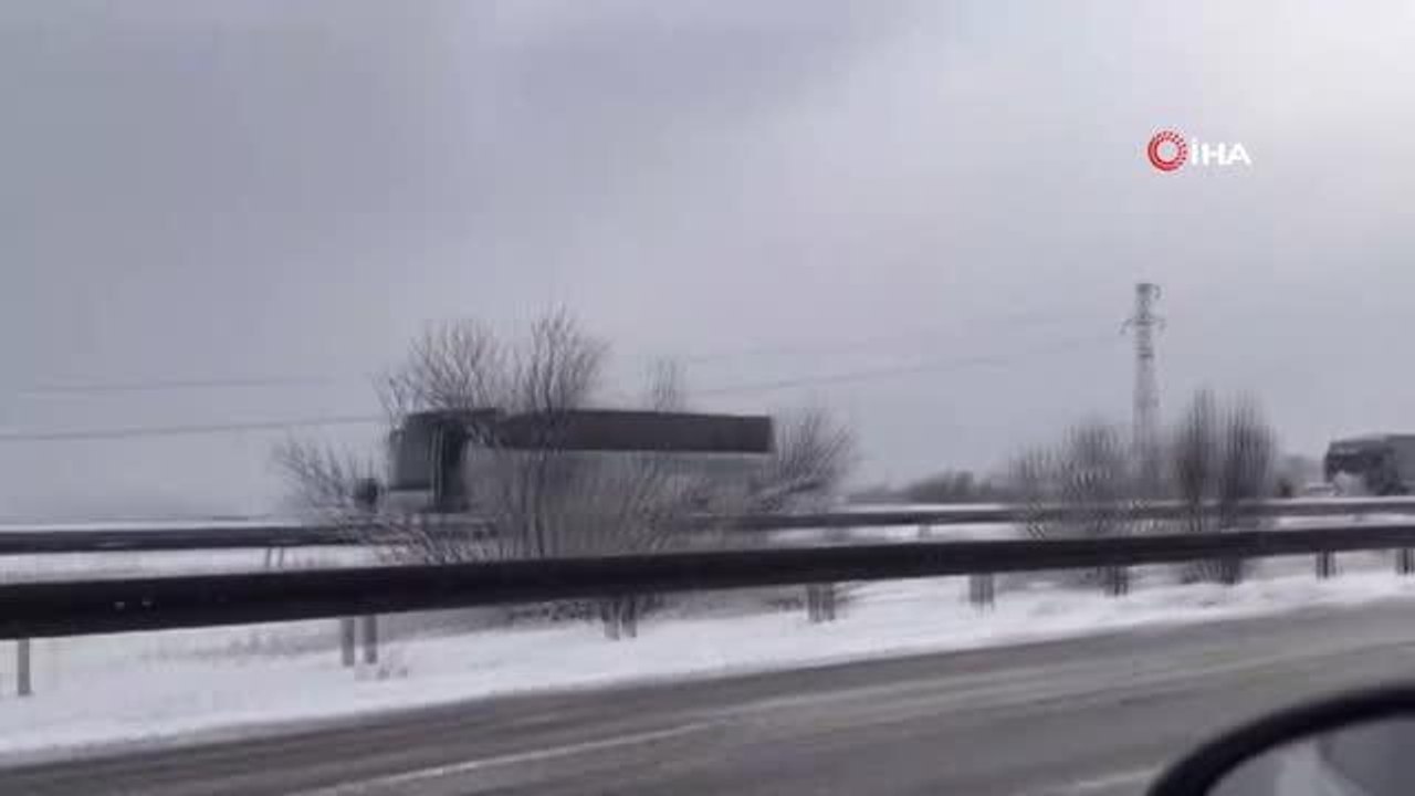 Bolu'da zincirleme trafik kazası: Ankara istikametinde TEM Otoyolu trafiğe kapandı