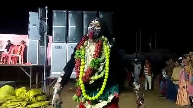 बाली ठाकरे और रिजा खान के देवी गीतों में झूमे श्रद्धालु