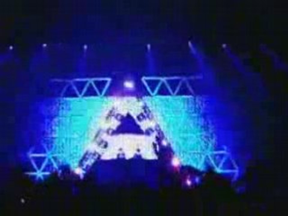 Bercy _ Daft Punk Alive 2007 _ Too Long - Steam Machine