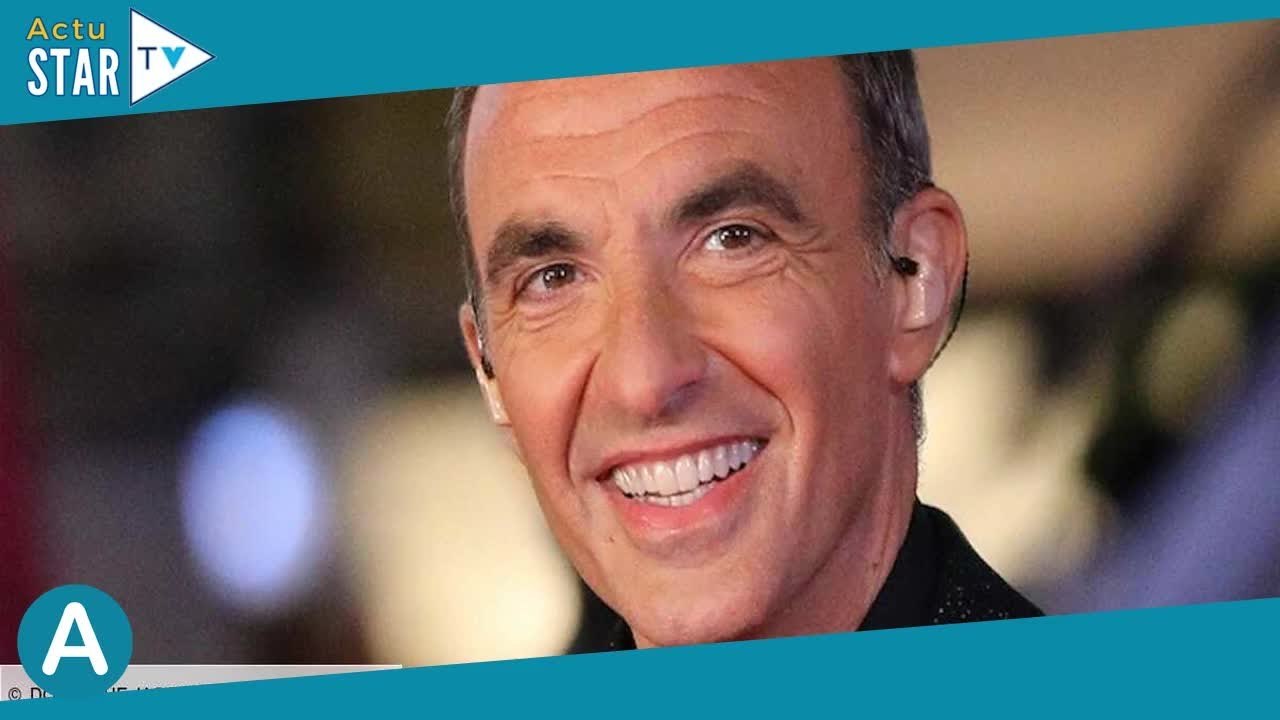 L'interview de Nikos Aliagas par Nikos Aliagas : « Plus que de m’aimer, j’ai travaillé l’acceptation