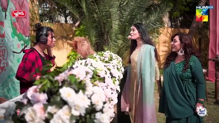 Koi Thumkay Par Aur Koi Jhumkay Par Dil Hara...! #ayezahkhan #danishtaimoor - Chand Tara - FLO Digital