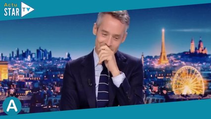 Quotidien : Yann Barthès atomisé par une influenceuse, son chroniqueur "aux cheveux gras" en cause