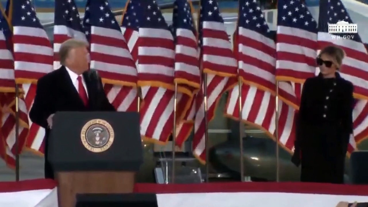 El expresidente Donald Trump es imputado por el caso del soborno a una actriz de cine porno
