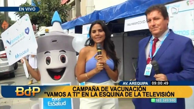 Vamos a ti : campaña de vacunación de Essalud en la esquina de la televisión