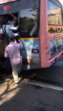 जेसीटीएसएल की 100 लो-फ्लोर व मिडी बसें हुई कम, अब चल रही केवल 200 ही बसें