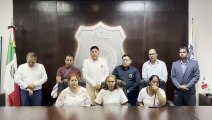 Se reúne el fiscal Uriel Carmona con familiares de tres personas desaparecidas en Morelos