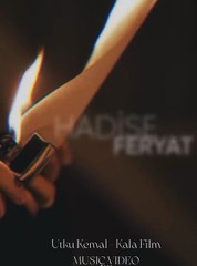 Hadise sınırları zorladı! Küvetten yarı çıplak ve ıslak poz