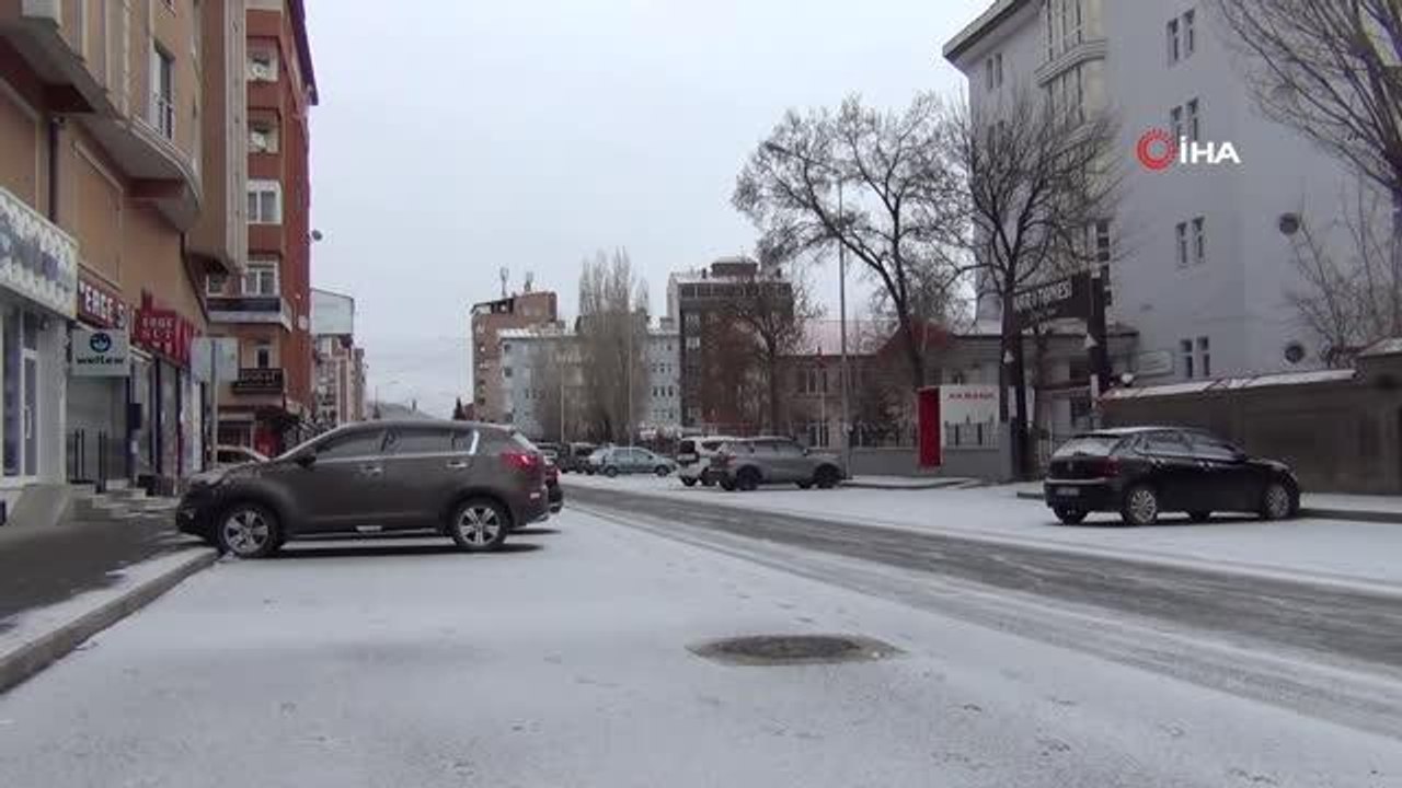 Kars'a kış geri geldi