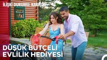 Kırmızı Olsun Üç Kuruş Fazla Olsun - İlişki Durumu Karışık