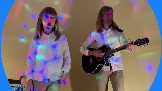 The Beatles – I Saw Her Standing There – Cover by Luca and Andrea [4K]