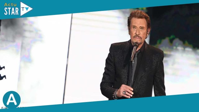 Johnny Hallyday, un père absent : cette amusante anecdote racontée par son fils David