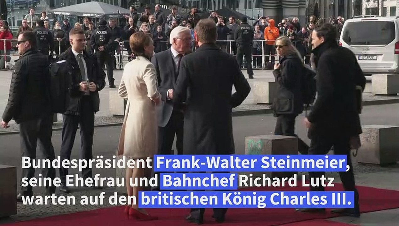 Charles III. und Camilla reisen per Zug nach Hamburg weiter