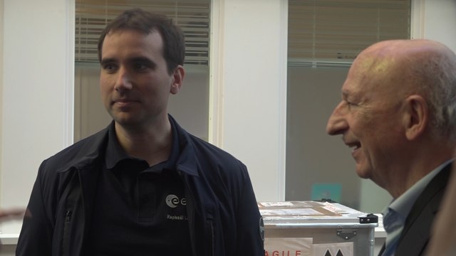 Les astronautes belges Frimout et Liégeois visitent le plus grand centre de l'ESA aux Pays-Bas