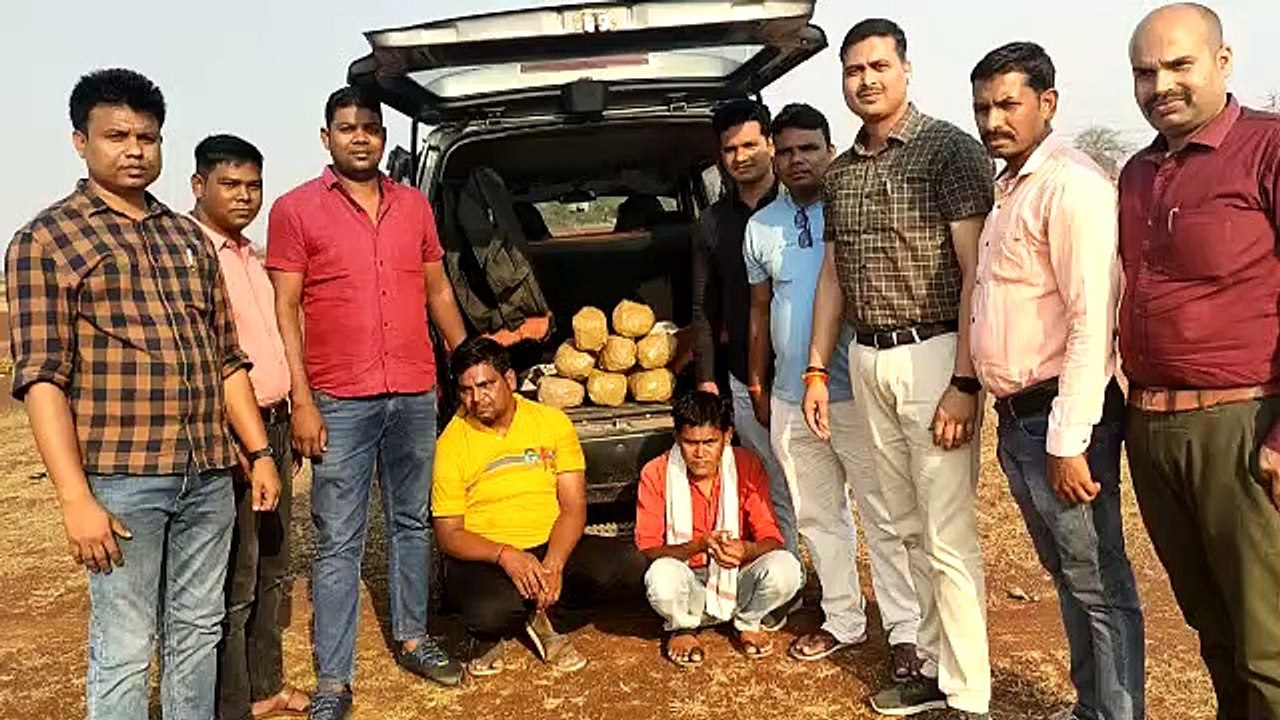 16 किलो गांजा के साथ 4 तस्कर गिरफ्तार, सरगना फरार