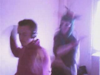 Parodie du clip Mondoteck - Alive