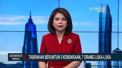 Tải video: Terekam Video Amatir Warga, Truk Pengangkut Besi Kecelakaan Beruntun dengan 5 Kendaraan di Padang