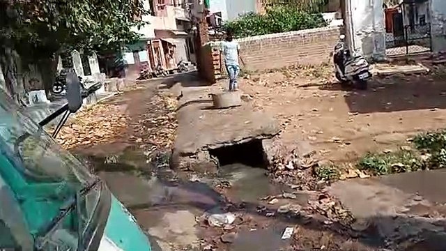डेढ़ दशक से लगातार हो रही समस्या का नहीं हो रहा निराकरण