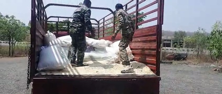 ट्रक में छिपाकर ले जा रहे थे 700 किलो गांजा, दो तस्कर गिरफ्तार