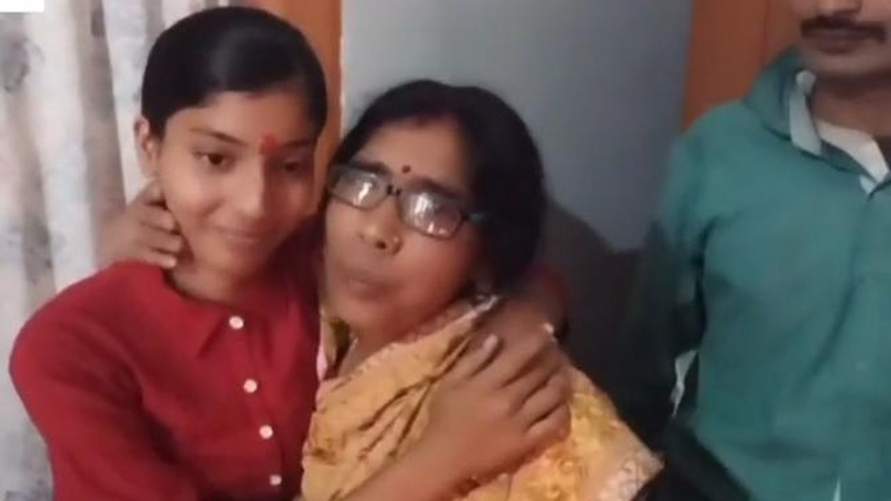 कटिहार: मैट्रिक में आठवां स्थान लाकर जिले का नाम किया रोशन, माता-पिता में हर्ष