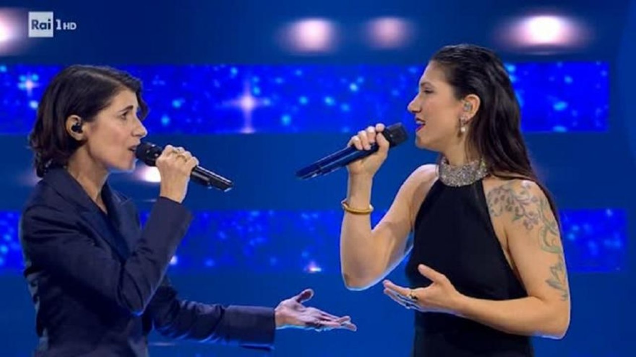 Sanremo, standing ovation per Giorgia ed Elisa