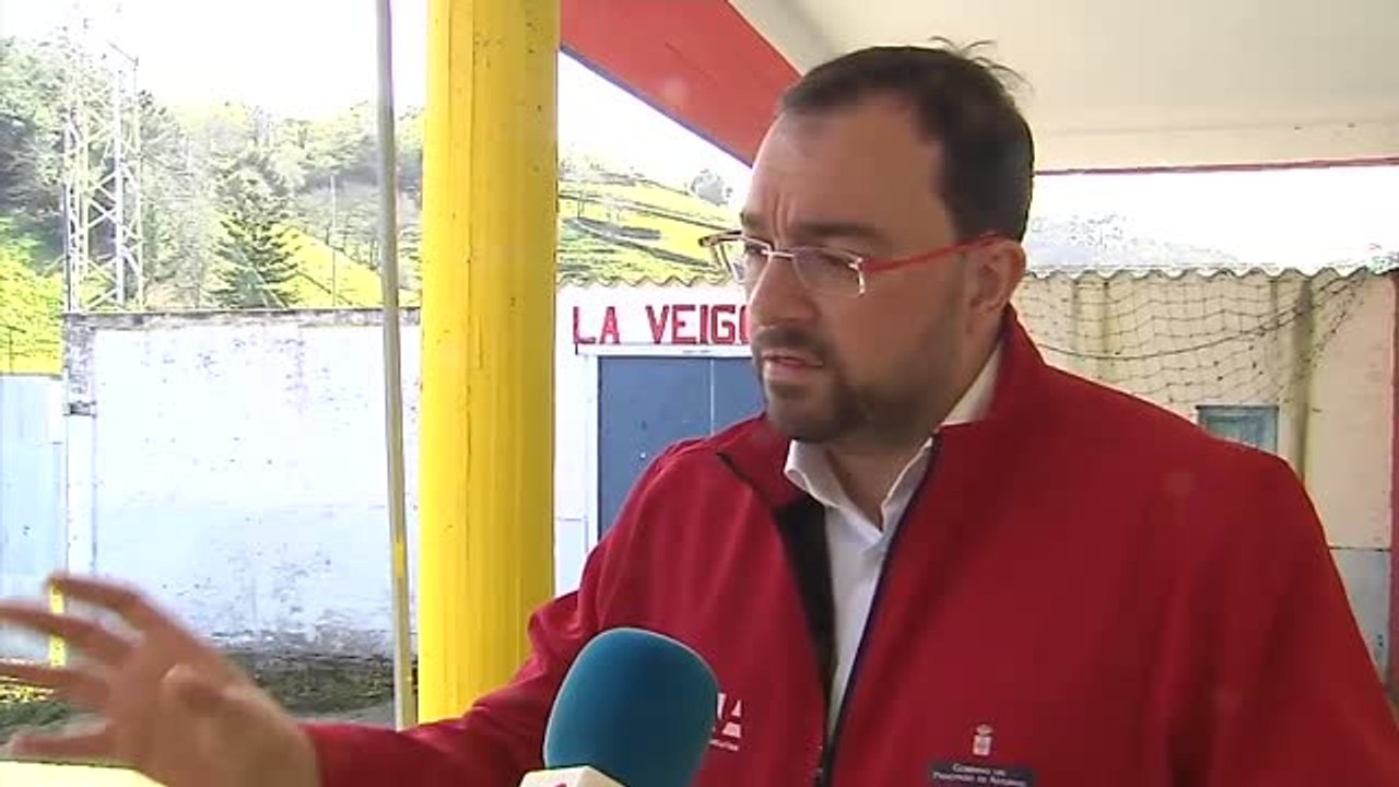 Barbón: "Esto es un auténtico terrorismo, hay criminales que están quemando Asturias"