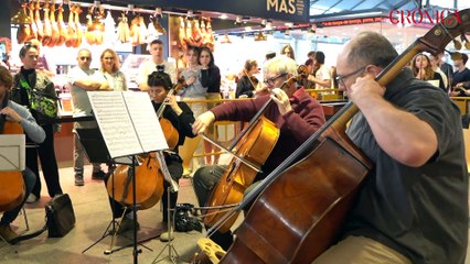 Bach, más profano que nunca: el "Newton de la música" cumple años en la Boquería de Barcelona