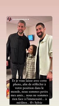 Nous sommes petits mes amis... nous ne sommes rien face à l'immensité... , a écrit Laura Felpin avec humour sur Instagram Laura Felpin avec Nikola et Luka Karabatic