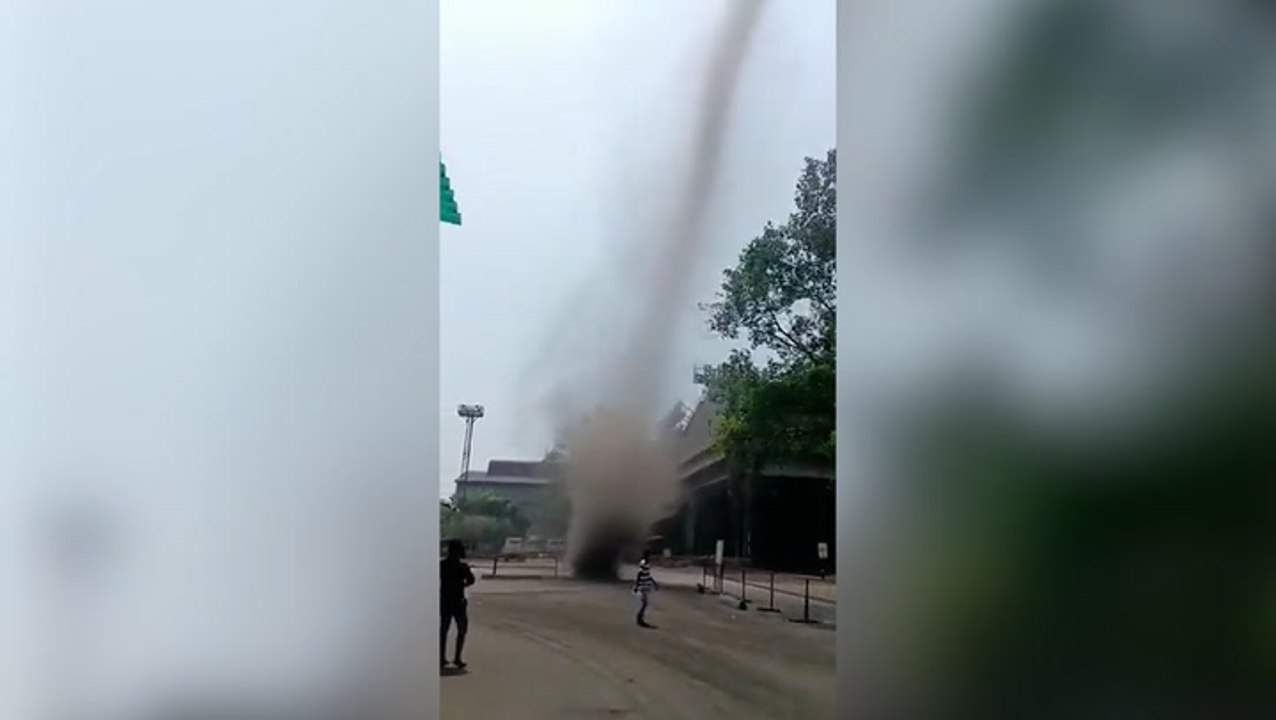 Tornado whips through steel plans as workers wa...