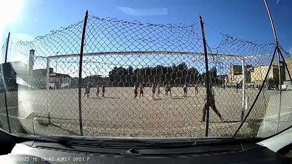 Calciatore 29enne rompe il naso con un pugno all'arbitro di 15 anni