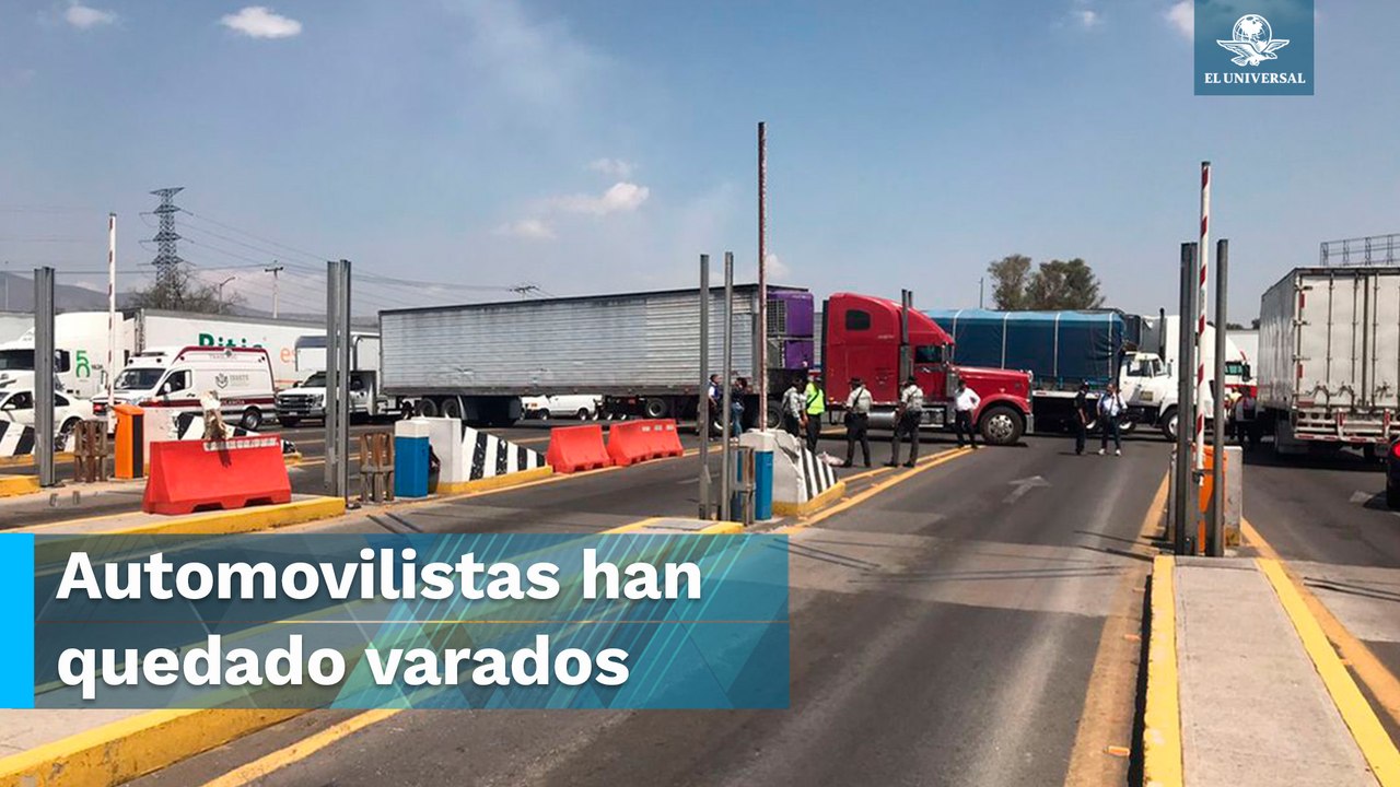 Manifestantes bloquean la México-Querétaro, Méx...