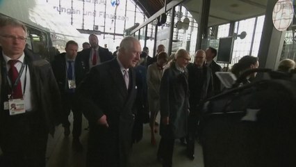 الملك تشارلز يختتم زيارته إلى ألمانيا برحلة قطار إلى هامبورغ