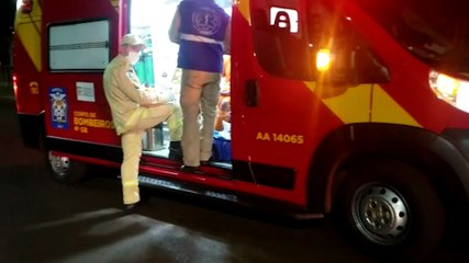 Homem cai do caminhão de lixo e fica ferido no Brasmadeira